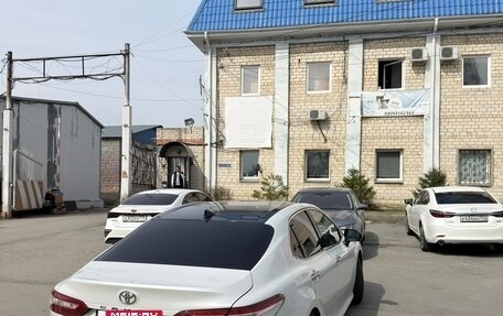 Toyota Camry, 2018 год, 2 950 000 рублей, 4 фотография