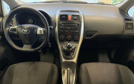 Toyota Auris II, 2010 год, 670 000 рублей, 8 фотография