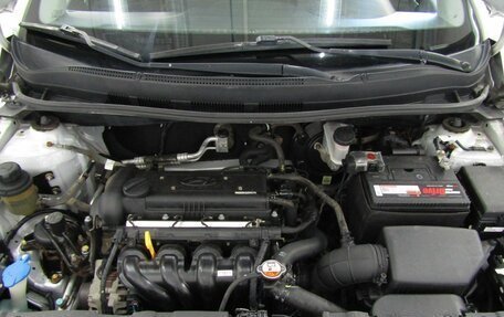 Hyundai Solaris II рестайлинг, 2014 год, 950 000 рублей, 19 фотография