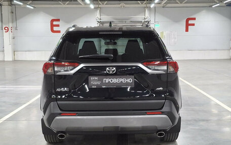 Toyota RAV4, 2020 год, 3 390 000 рублей, 6 фотография