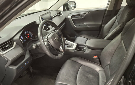 Toyota RAV4, 2020 год, 3 390 000 рублей, 16 фотография