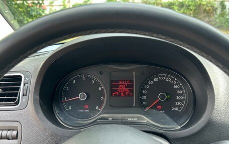 Volkswagen Polo VI (EU Market), 2013 год, 999 000 рублей, 14 фотография