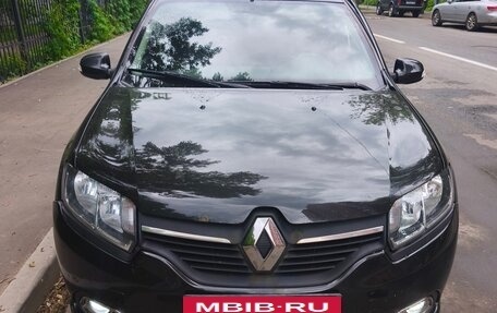Renault Logan II, 2014 год, 640 000 рублей, 2 фотография