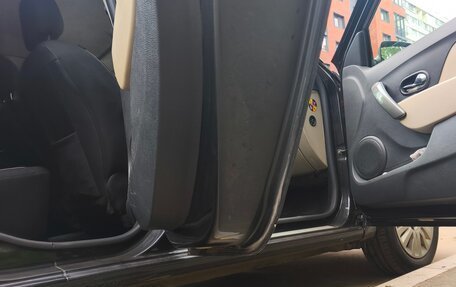 Renault Logan II, 2014 год, 640 000 рублей, 12 фотография