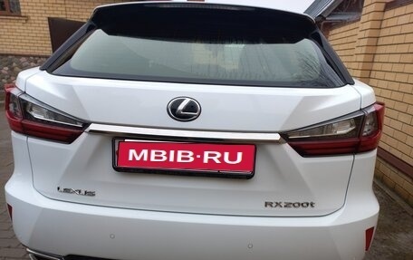 Lexus RX IV рестайлинг, 2017 год, 4 250 000 рублей, 3 фотография
