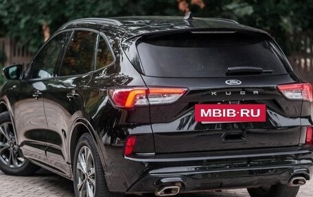 Ford Kuga III, 2021 год, 1 550 000 рублей, 4 фотография