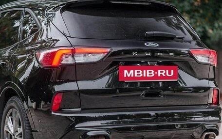 Ford Kuga III, 2021 год, 1 550 000 рублей, 5 фотография