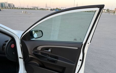 KIA cee'd I рестайлинг, 2012 год, 950 000 рублей, 17 фотография