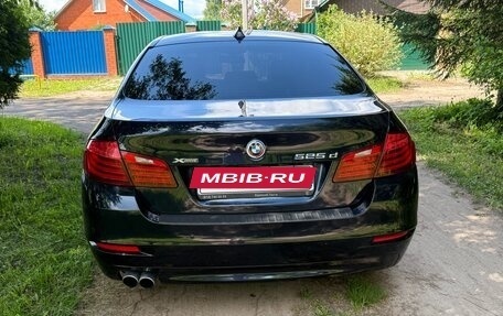 BMW 5 серия, 2013 год, 2 400 000 рублей, 6 фотография