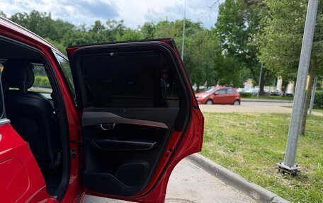 Volvo XC90 II рестайлинг, 2017 год, 2 690 000 рублей, 12 фотография
