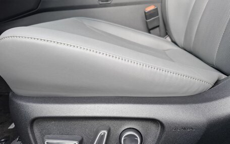 Toyota RAV4, 2026 год, 4 650 000 рублей, 13 фотография
