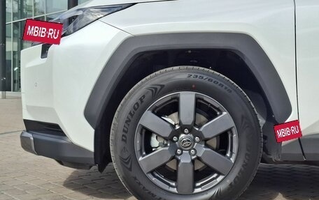 Toyota RAV4, 2026 год, 4 650 000 рублей, 10 фотография