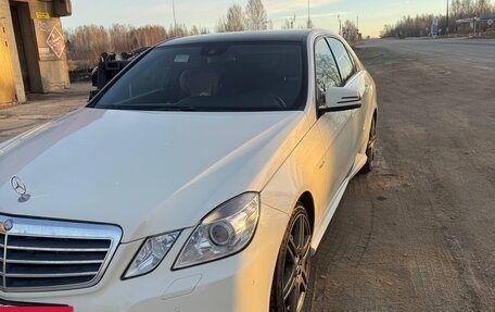 Mercedes-Benz E-Класс, 2012 год, 1 400 000 рублей, 2 фотография