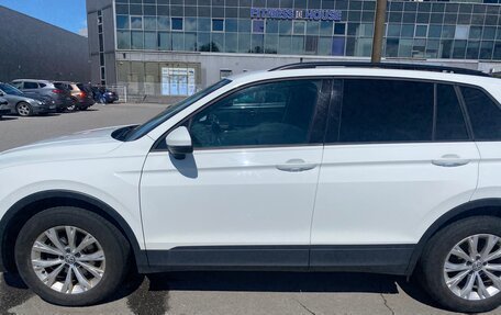 Volkswagen Tiguan II, 2018 год, 2 300 000 рублей, 10 фотография