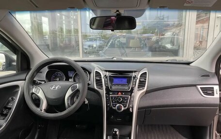 Hyundai i30 II рестайлинг, 2012 год, 950 000 рублей, 13 фотография