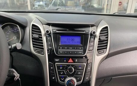 Hyundai i30 II рестайлинг, 2012 год, 950 000 рублей, 17 фотография