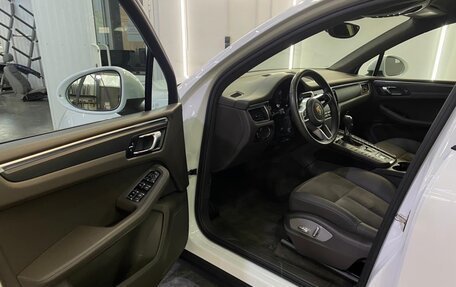 Porsche Macan I рестайлинг, 2016 год, 3 950 000 рублей, 6 фотография