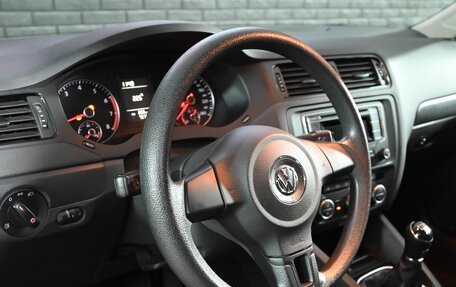 Volkswagen Jetta VI, 2014 год, 1 250 000 рублей, 13 фотография