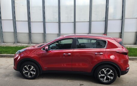 KIA Sportage IV рестайлинг, 2020 год, 2 800 000 рублей, 2 фотография