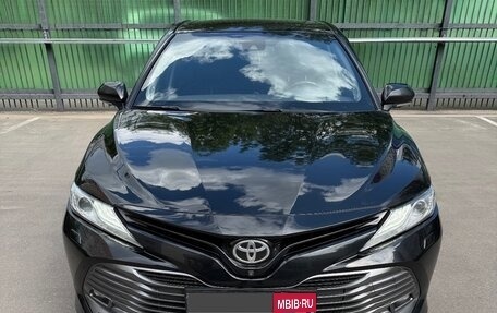 Toyota Camry, 2020 год, 2 900 000 рублей, 1 фотография
