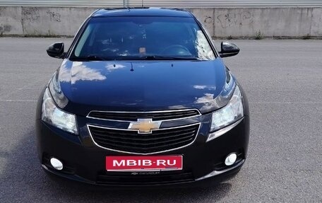 Chevrolet Cruze II, 2012 год, 900 000 рублей, 1 фотография