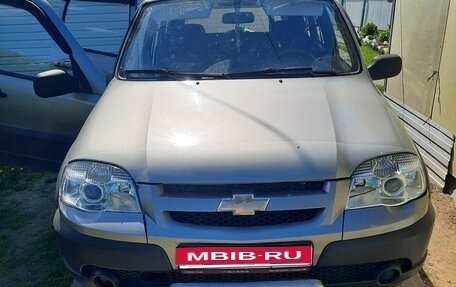 Chevrolet Niva I рестайлинг, 2011 год, 490 000 рублей, 1 фотография