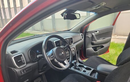 KIA Sportage IV рестайлинг, 2020 год, 2 800 000 рублей, 8 фотография