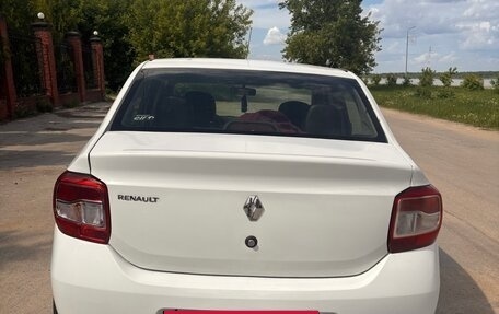 Renault Logan II, 2018 год, 450 000 рублей, 5 фотография