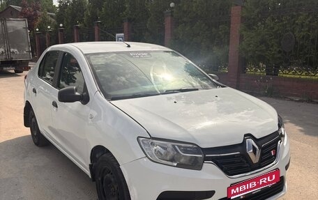 Renault Logan II, 2018 год, 450 000 рублей, 8 фотография
