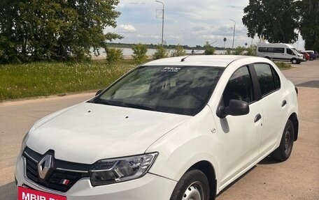 Renault Logan II, 2018 год, 450 000 рублей, 2 фотография