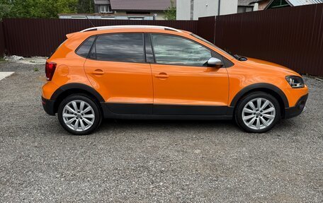 Volkswagen Polo VI (EU Market), 2011 год, 975 000 рублей, 3 фотография