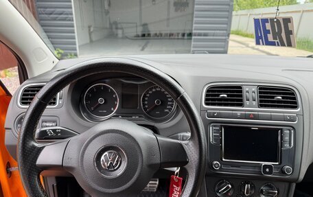 Volkswagen Polo VI (EU Market), 2011 год, 975 000 рублей, 10 фотография