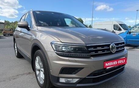Volkswagen Tiguan II, 2017 год, 2 600 000 рублей, 3 фотография