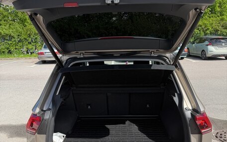 Volkswagen Tiguan II, 2017 год, 2 600 000 рублей, 16 фотография
