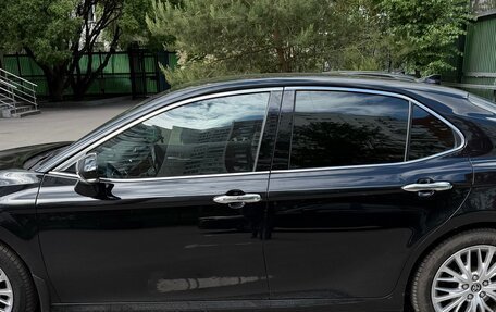 Toyota Camry, 2020 год, 2 900 000 рублей, 4 фотография