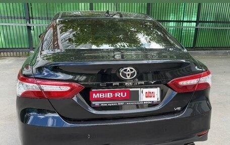 Toyota Camry, 2020 год, 2 900 000 рублей, 2 фотография
