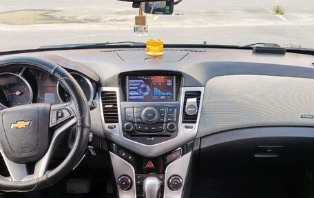Chevrolet Cruze II, 2012 год, 900 000 рублей, 10 фотография