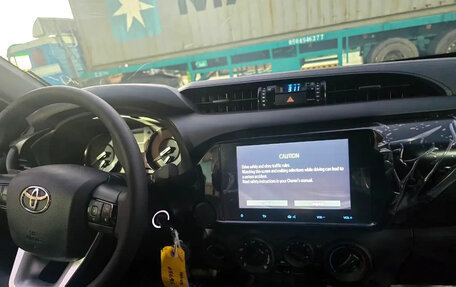 Toyota Hilux VIII, 2025 год, 5 378 000 рублей, 9 фотография