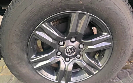 Toyota Hilux VIII, 2025 год, 5 378 000 рублей, 13 фотография