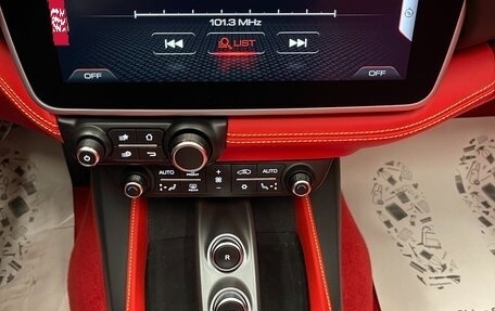 Ferrari Portofino, 2022 год, 26 900 000 рублей, 23 фотография