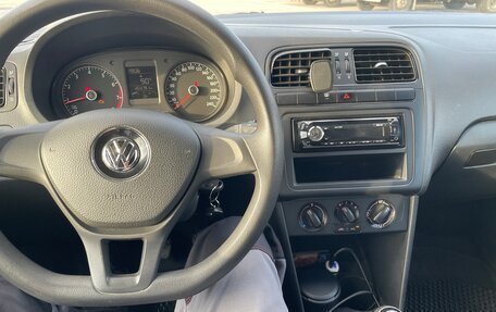 Volkswagen Polo VI (EU Market), 2015 год, 645 000 рублей, 13 фотография