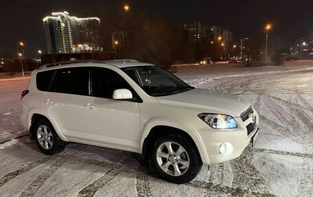 Toyota RAV4, 2010 год, 1 800 000 рублей, 2 фотография