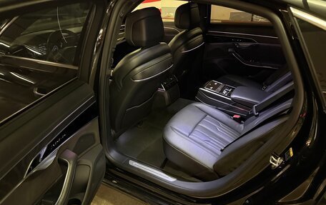Audi A8, 2019 год, 4 370 000 рублей, 6 фотография