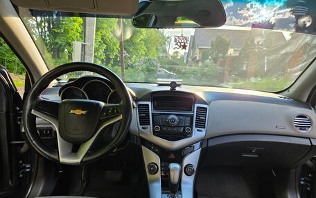 Chevrolet Cruze II, 2011 год, 600 000 рублей, 13 фотография
