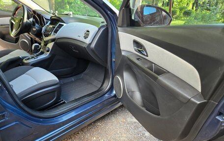 Chevrolet Cruze II, 2011 год, 600 000 рублей, 12 фотография
