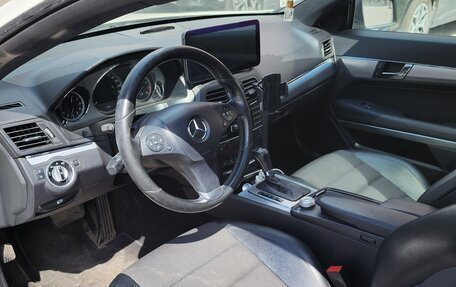 Mercedes-Benz E-Класс, 2011 год, 1 100 000 рублей, 10 фотография