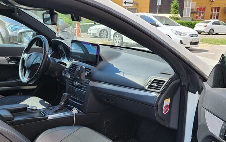 Mercedes-Benz E-Класс, 2011 год, 1 100 000 рублей, 11 фотография