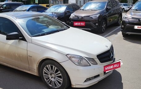 Mercedes-Benz E-Класс, 2011 год, 1 100 000 рублей, 7 фотография