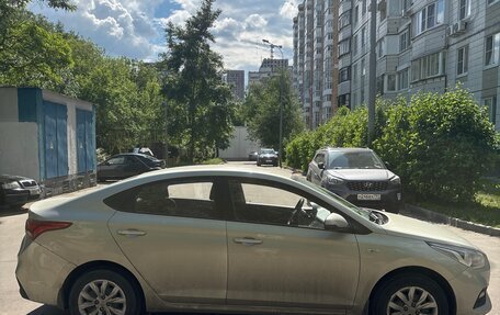 Hyundai Solaris II рестайлинг, 2018 год, 1 200 000 рублей, 6 фотография