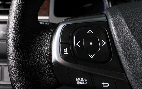 Toyota Camry, 2017 год, 2 799 000 рублей, 14 фотография
